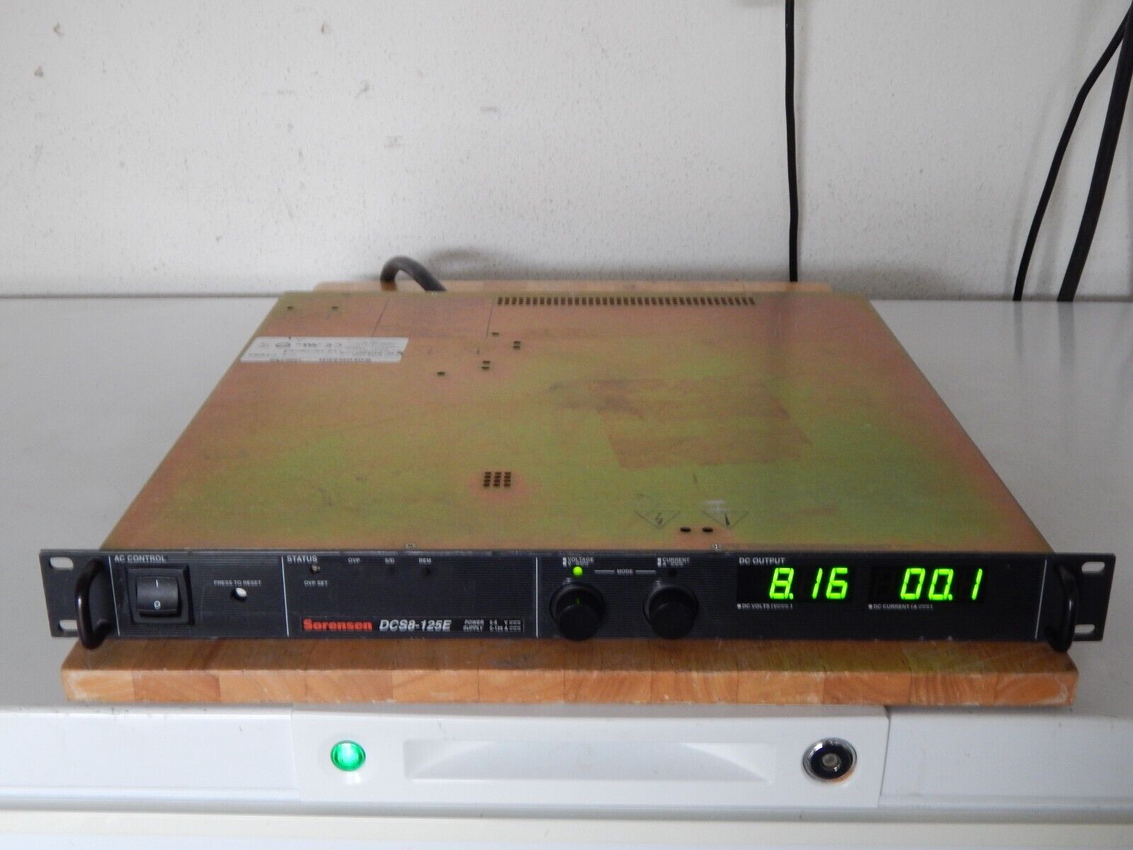 Sorensen DCS8-125E DC Power Supply 8V @ 125A Sorensen DCS8-125E DC Power Supply 8V @ 125A